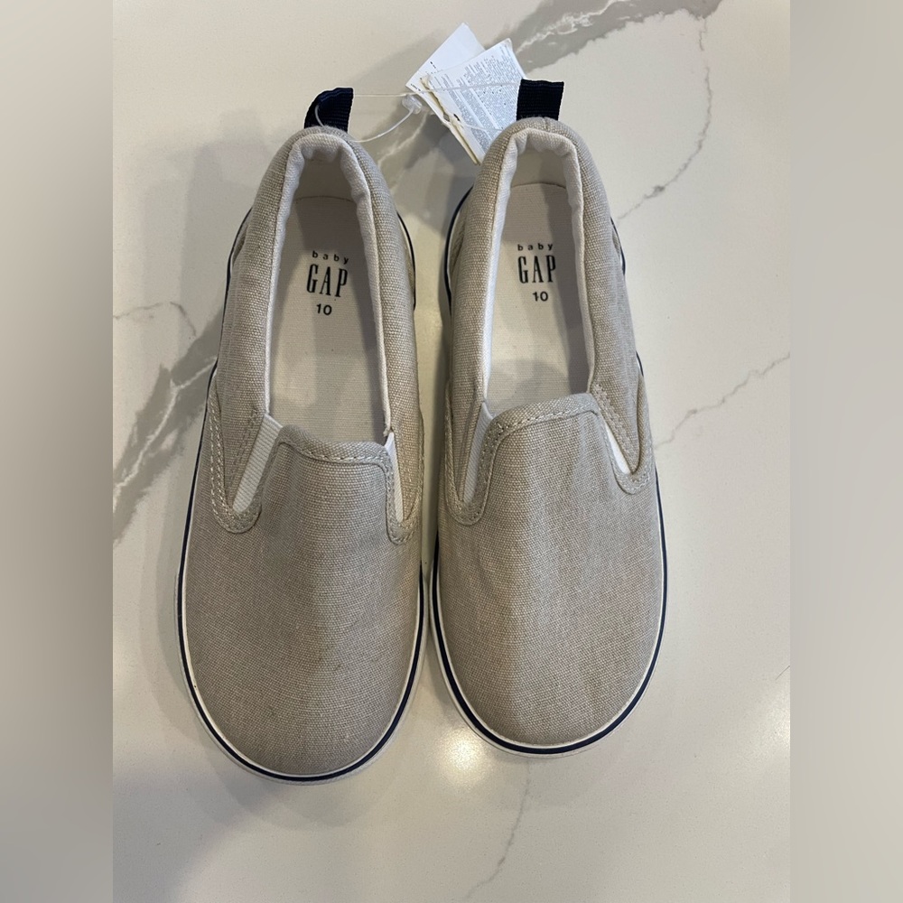 Gap toddler boy slip in shoe